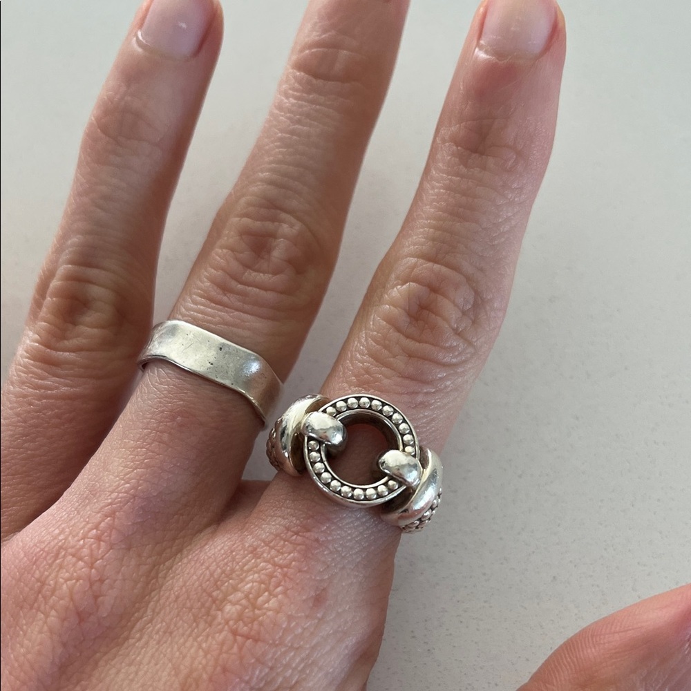Lagos caviar Ring